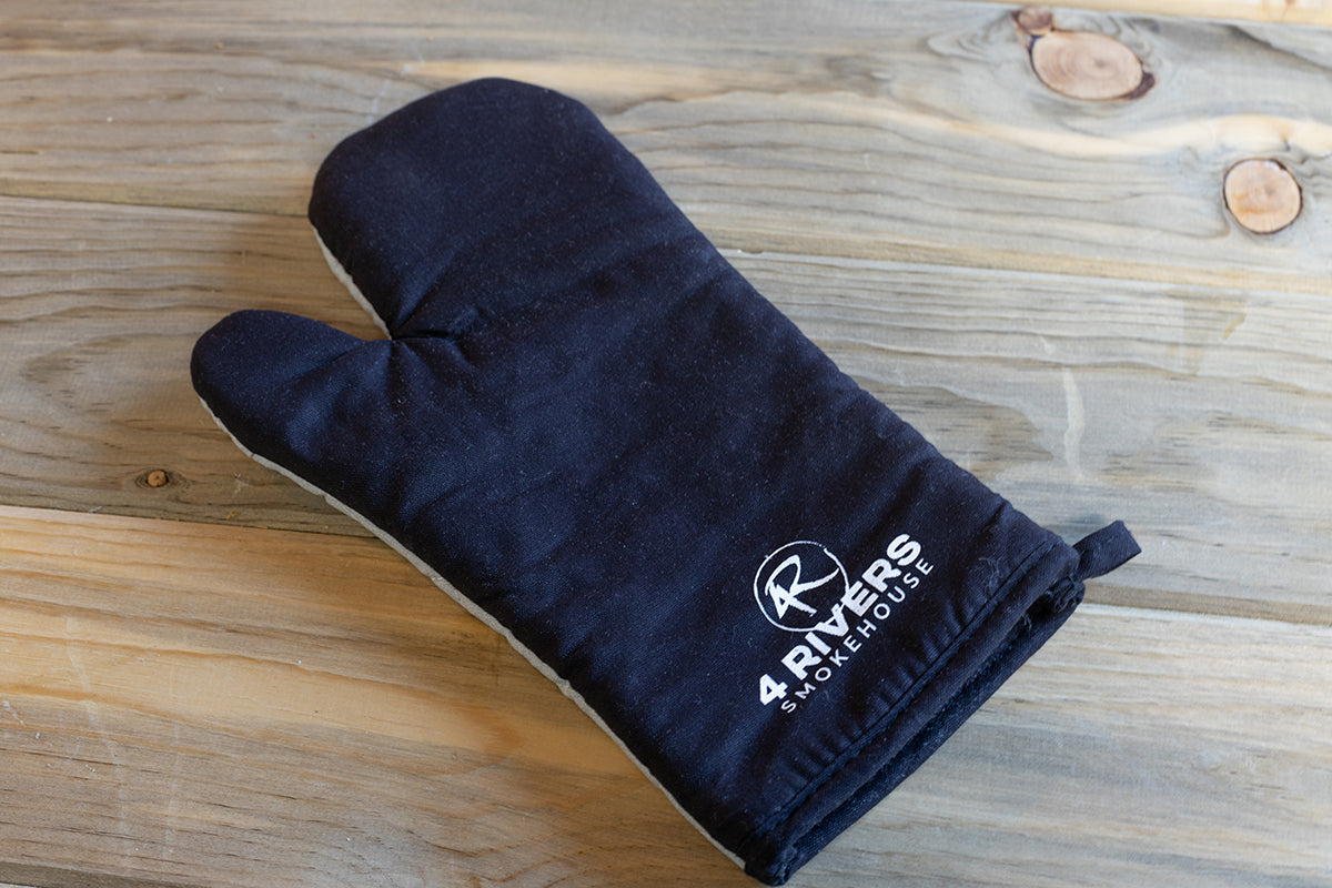 4Rivers Grill and Oven Mitt